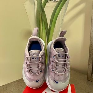 Like New Baby Girl Air Max Sneaker.